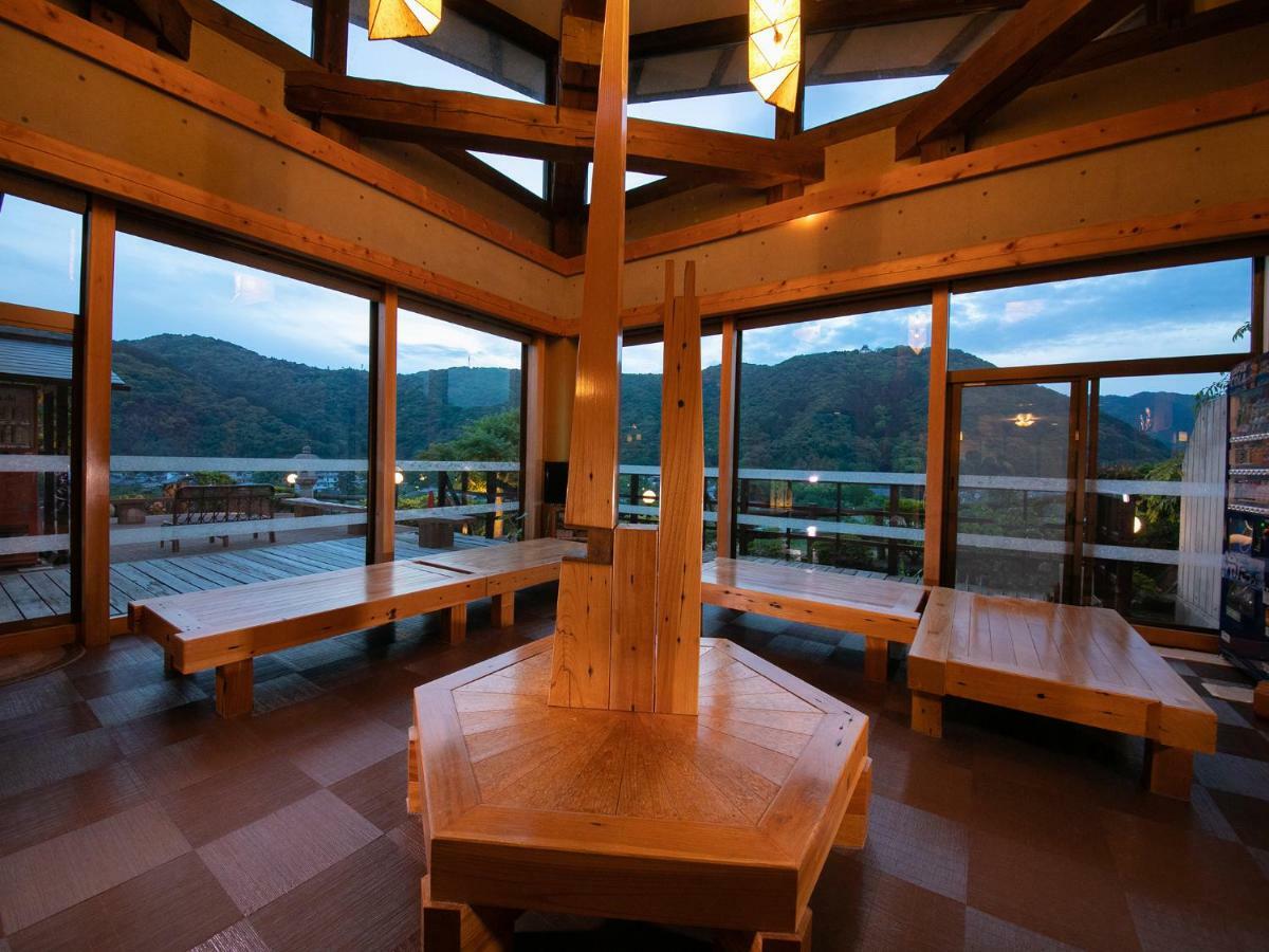 Iwakuni Kokusai Kanko Hotel Luaran gambar