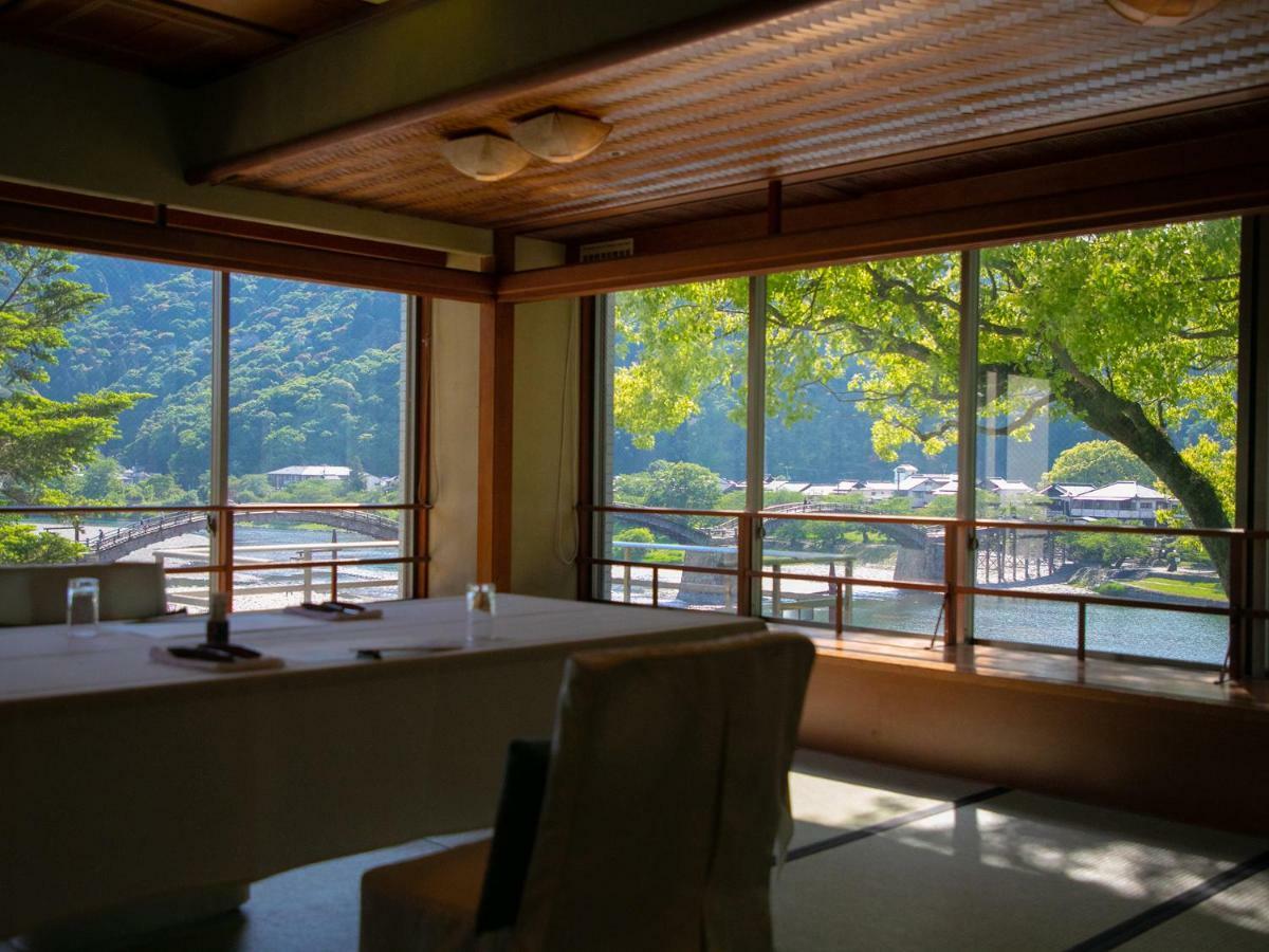 Iwakuni Kokusai Kanko Hotel Luaran gambar