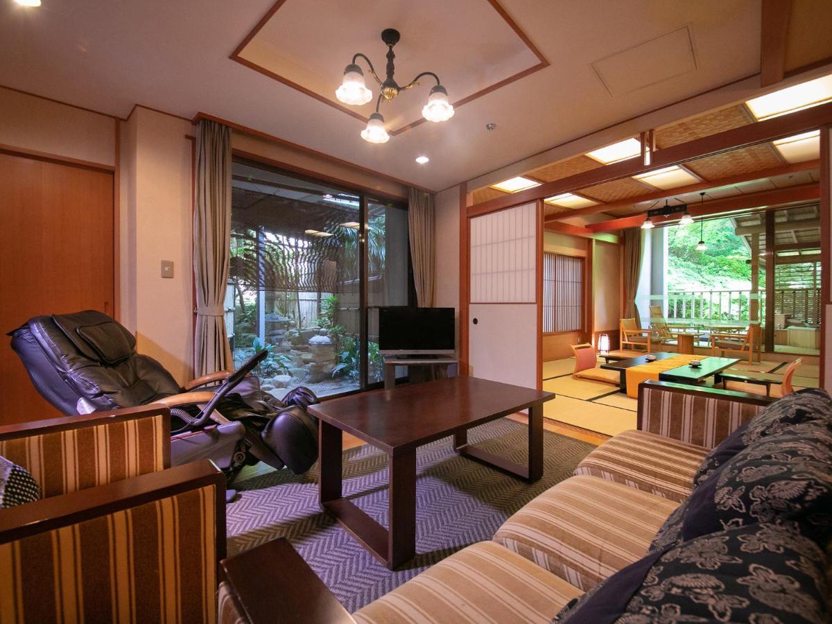 Iwakuni Kokusai Kanko Hotel Luaran gambar